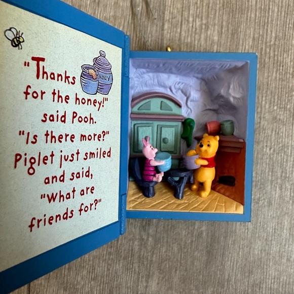 VTG Hallmark keepsake A Visit From Piglet winnie the pooh 1998 Ornament Disney - Picture 14 of 16